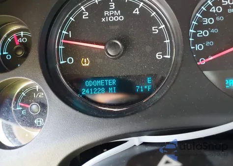 2012 Chevrolet Tahoe Ltz from USA, damaged, VIN 1GNSKCE03CR151791